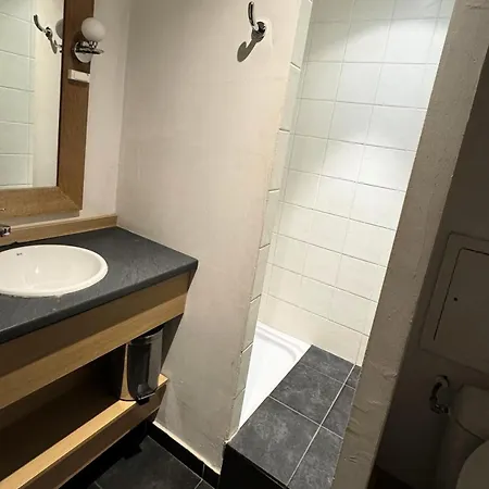 Résidence Le Centaure - Grand Pour 10 Personnes · Résidence Avec Accès Direct Aux Pistes Mae-0541 La Plagne