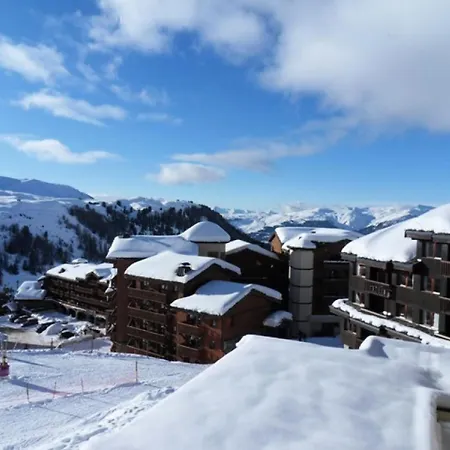 Résidence Le Centaure - Grand Pour 10 Personnes · Résidence Avec Accès Direct Aux Pistes Mae-0541 *